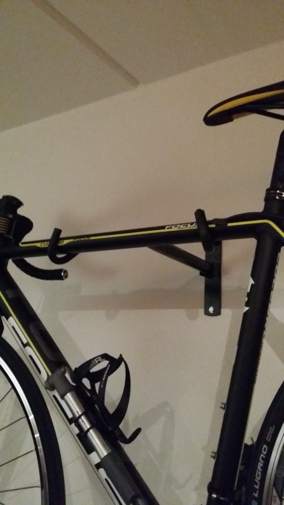 cykel_paa_vaeg