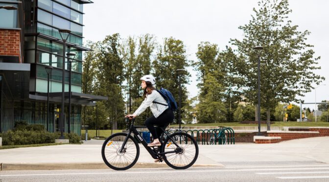 Kom i bedre form med en elcykel